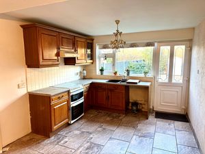 Photo 6- click for photo gallery